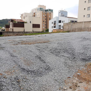 Paróquia inicia as obras no terreno do Centro Pastoral Paroquial