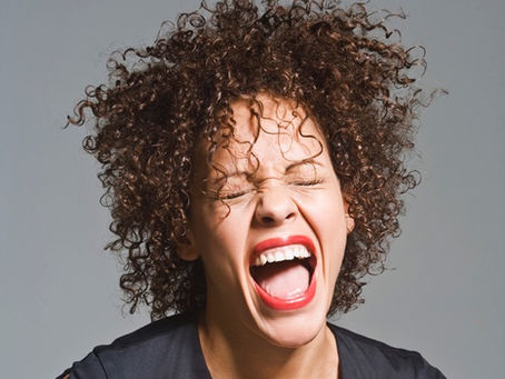 Singing with lower tummy muscle support