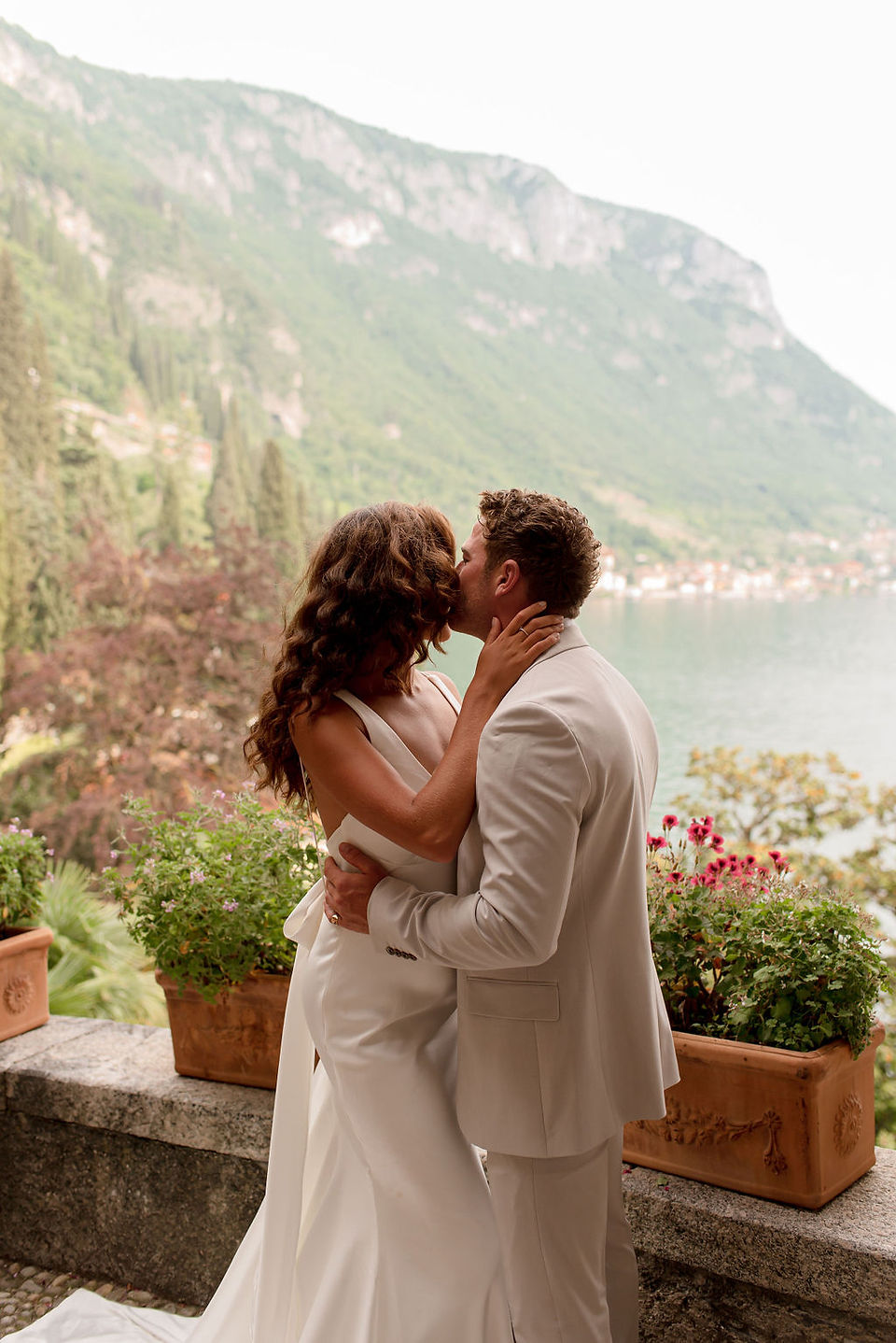 villa monastero in lake como, varenna wedding, destination wedding in lake como. lake como wedding photography. lake como wedding. lake como wedding venue. 