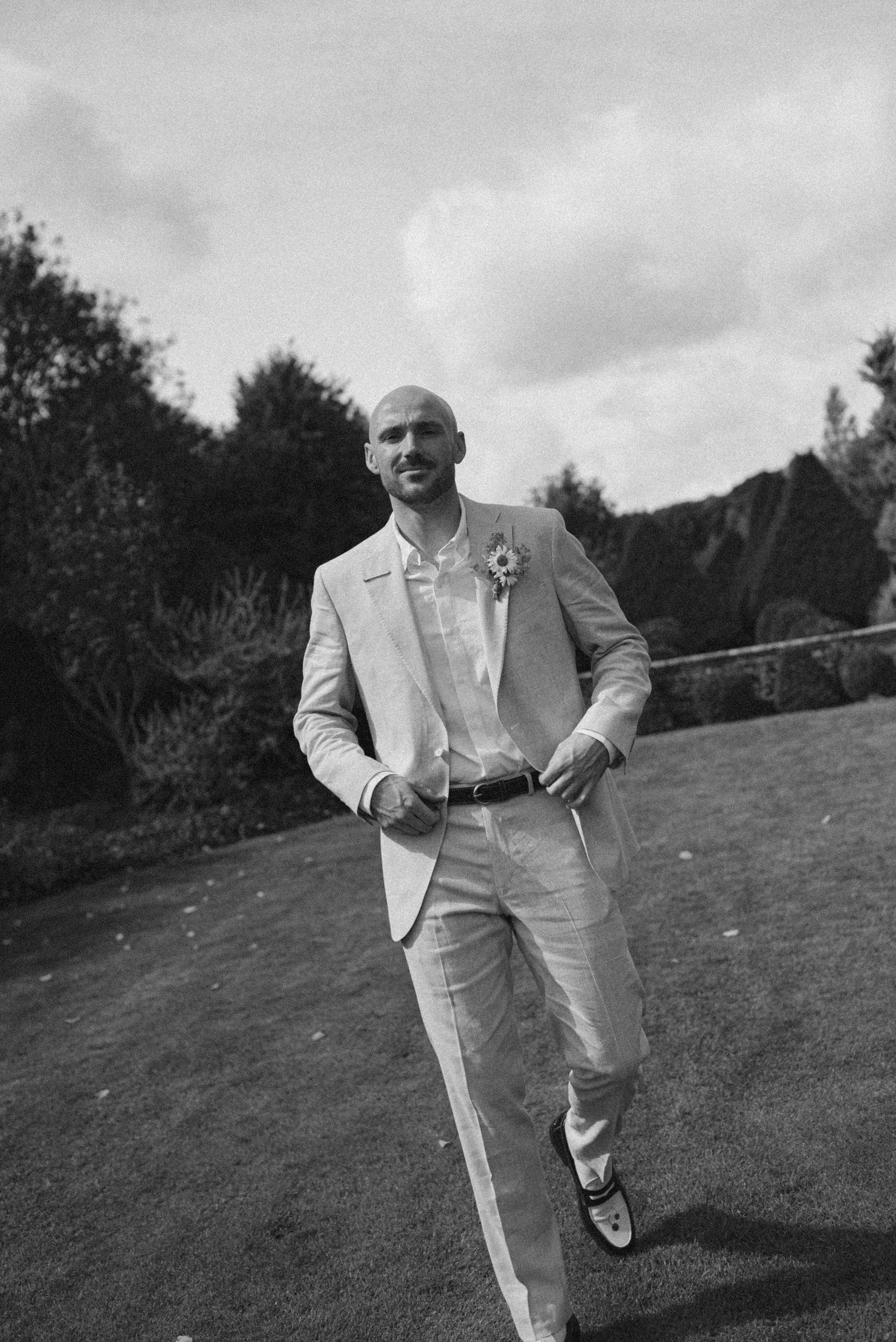 summer english garden wedding inspiration, Dorset wedding photographer