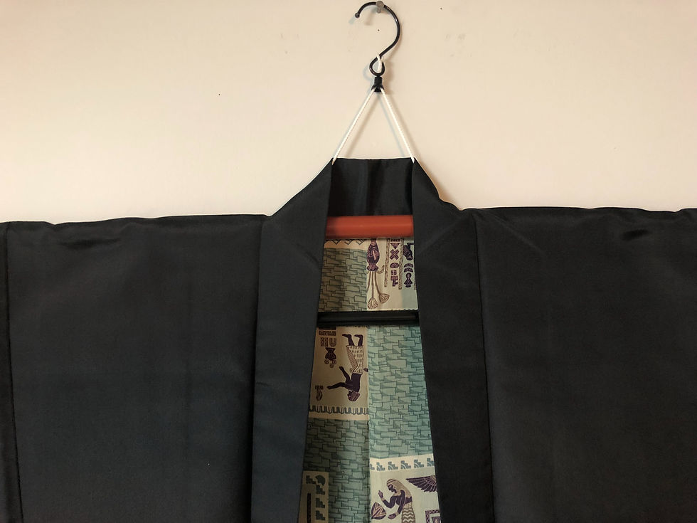 Thumbnail: Japanese Men's Haori; Abstract pattern on Silk #0412