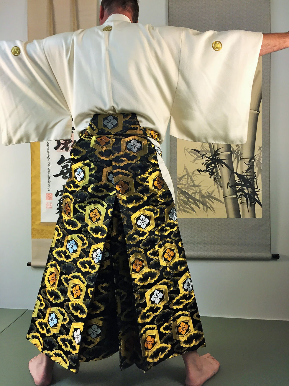 Thumbnail: JAPANESE SHOGUN Hakama - KIKKO & FLOWERS #0195