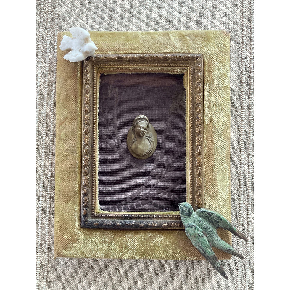 Camée en lave relief « femme » XIX e