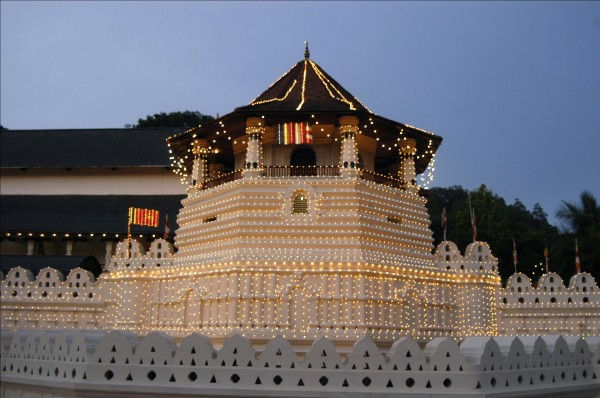 tooth relic temple 1.jpg