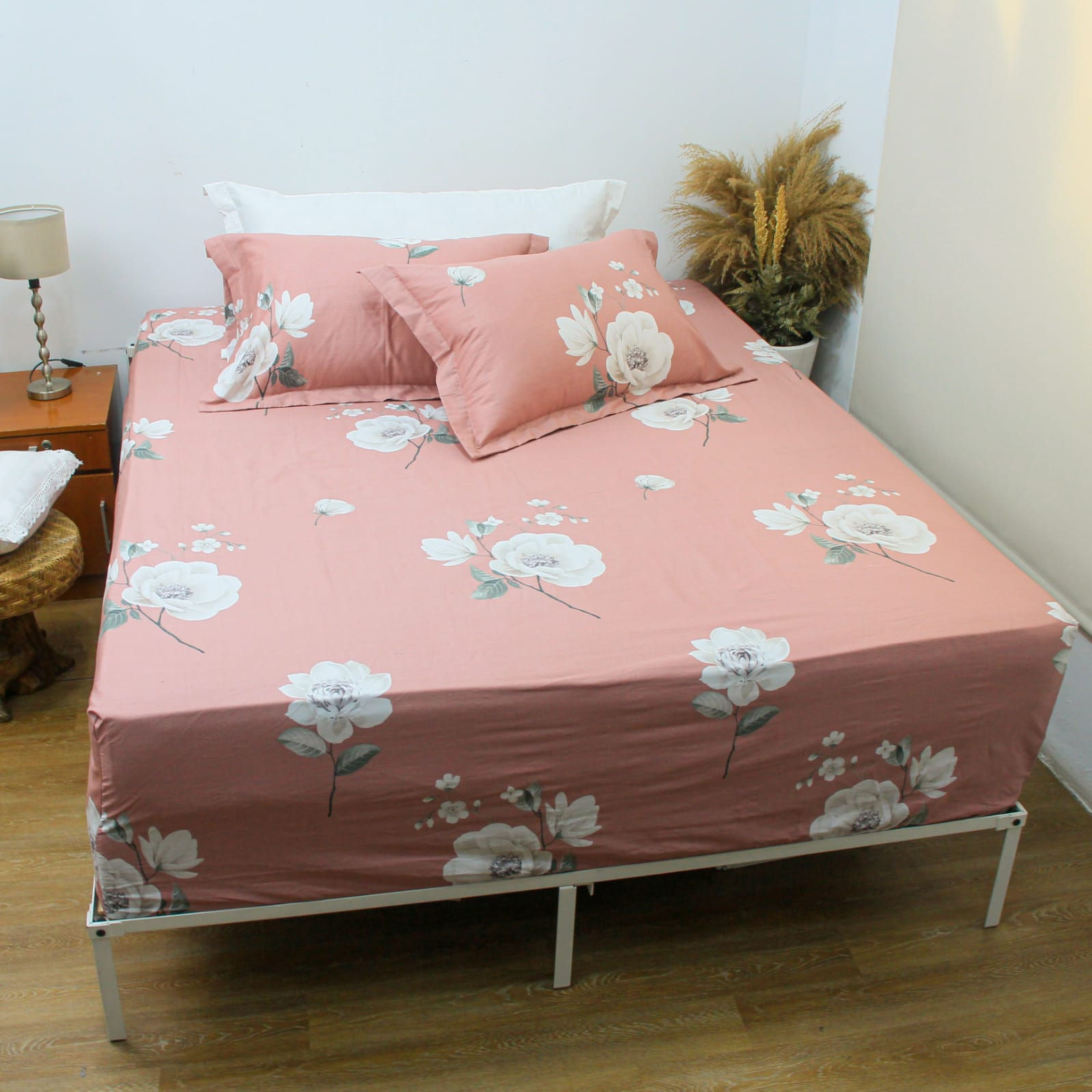 Sprei Katun Jepang Diva Pink