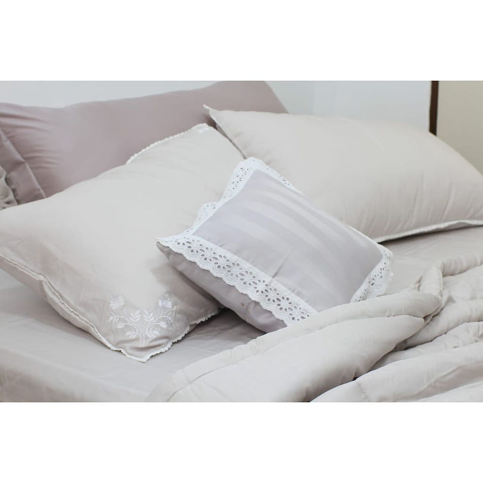 Thumbnail: Sarung Bantal Sarung Guling Lyocell Polos Bordir