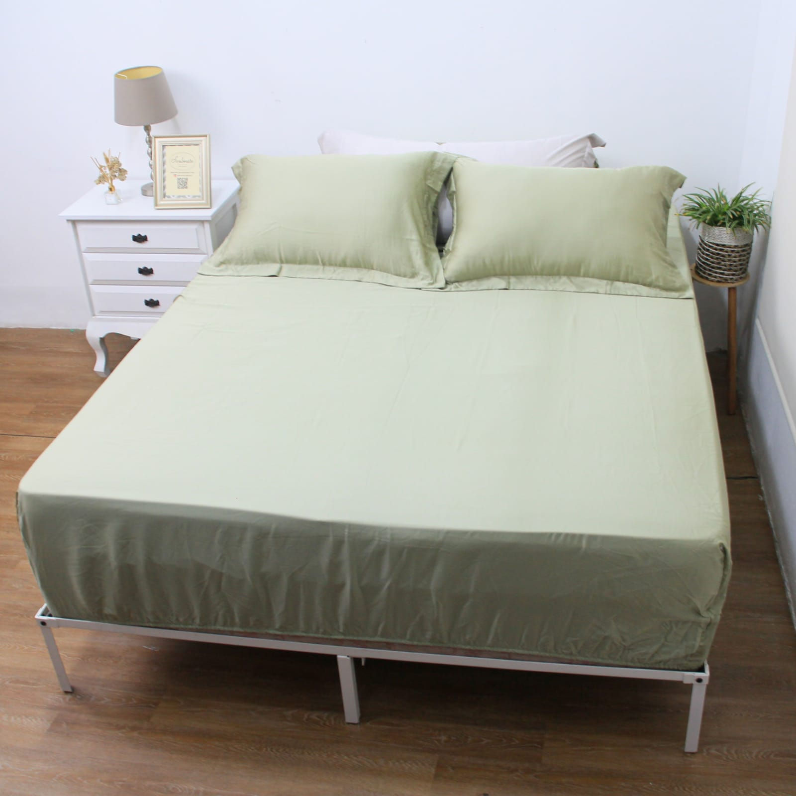 Sprei bahan Lyocell Olive