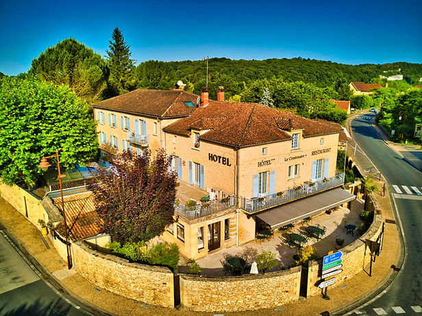472_srt_photo_photo_le-centenaire-facade