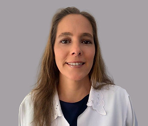 Dra Juliana Futuro_fundo cinza.jpg