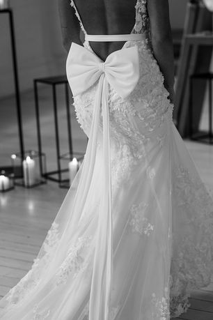 Lacie Evoke bridal. Central Coast Wedding Dress. Australian Wedding Dress Designer. Newcastle wedding dresses. Sydney bride. Sydney wedding dresses. 