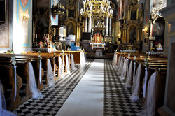 Biały dywan do ślubu