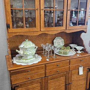 Buffet & Hutch Kitchen Cabinet