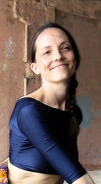 portrait Agathe Yoga Teacher