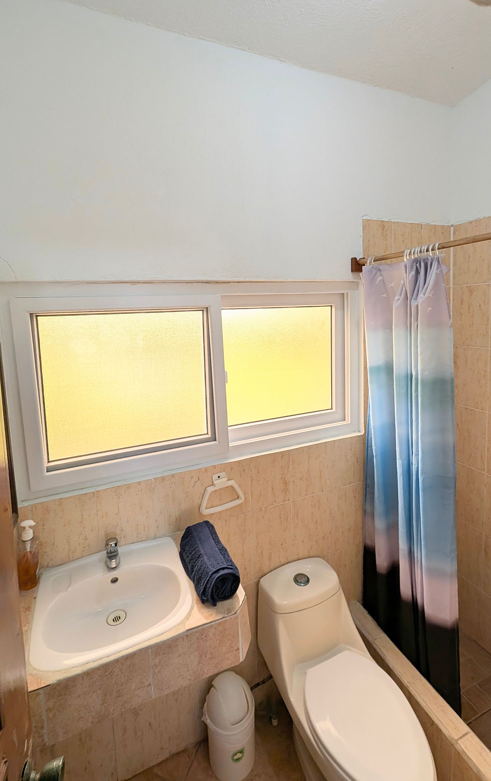 the Upstairs room bathroom