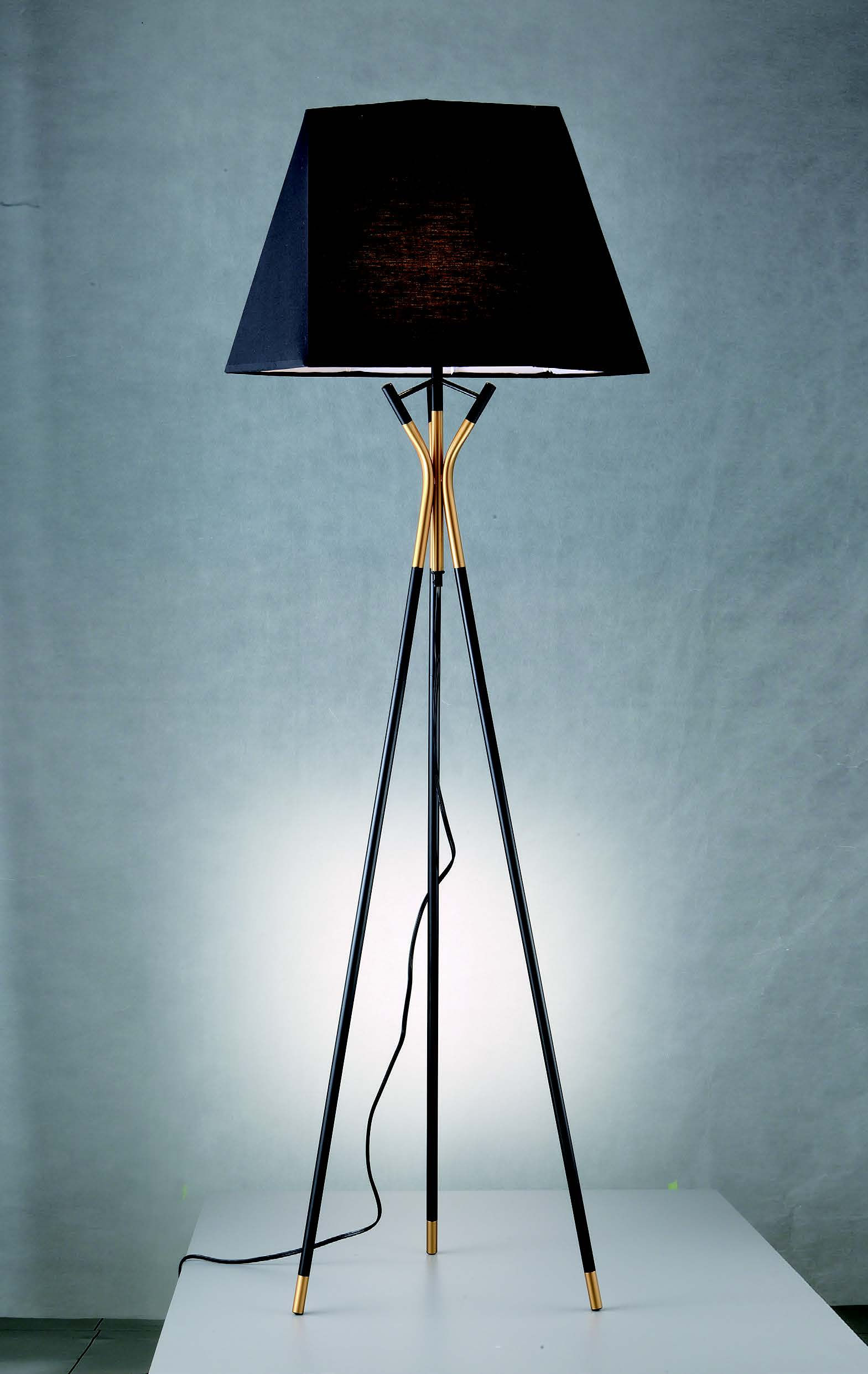 AD1906-5338-2  ø57*H165 CM