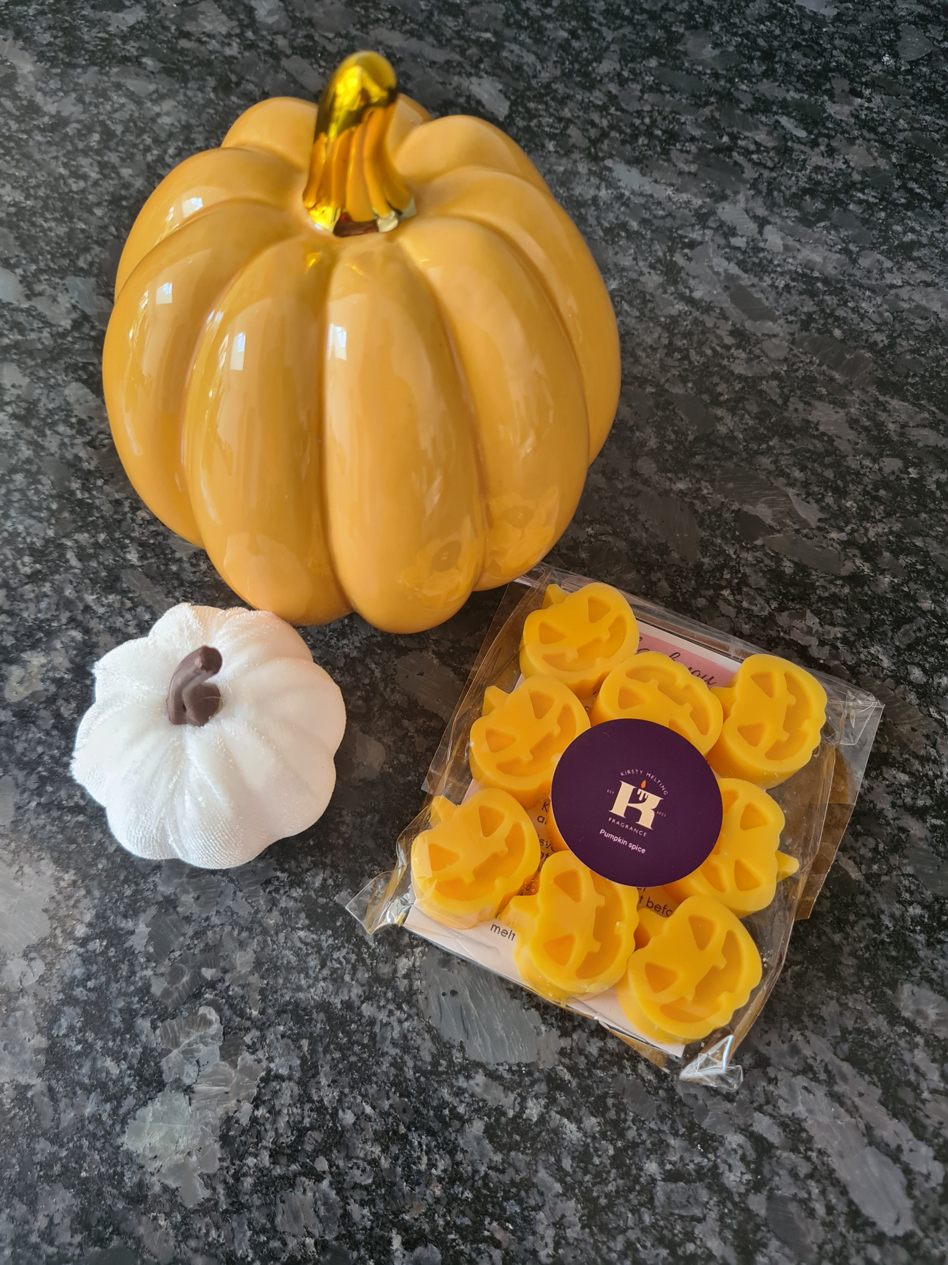 Pumpkin  shaped wax melts