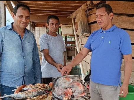 Ribeirinho contemplado com projeto de piscicultura tem sucesso em produção e agradece gestão