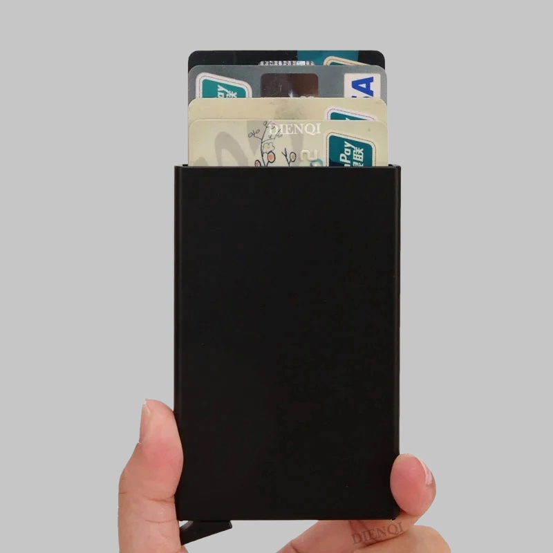 Thumbnail: minimalist card holder with RFID protection.