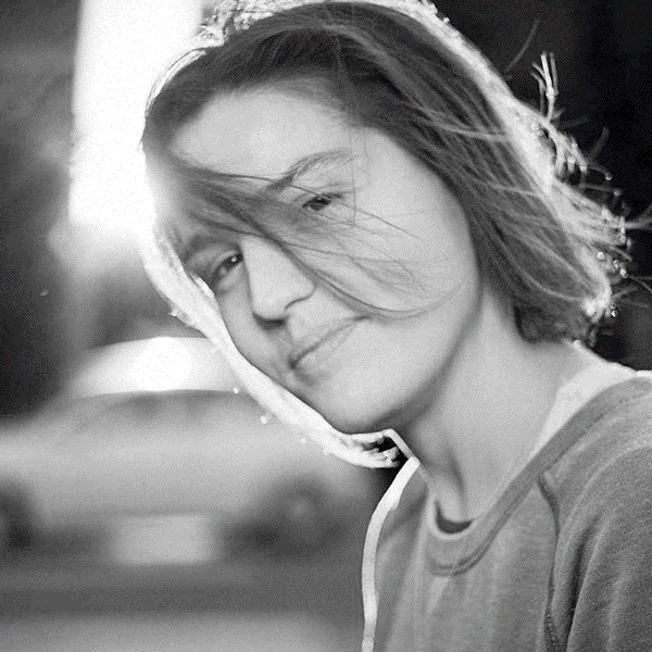 adrienn_kiss3.gif