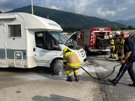 BE - 2x BRANDVERDACHT PKW