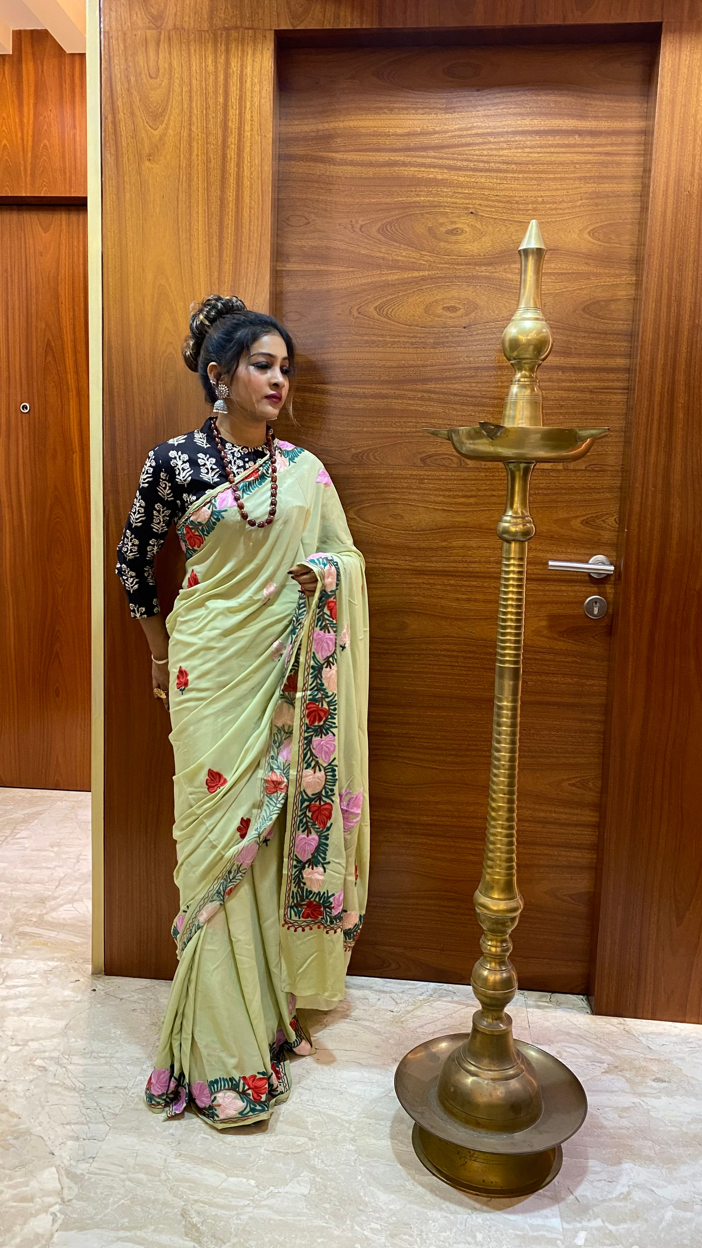 Kashmiri Aari Work Saree