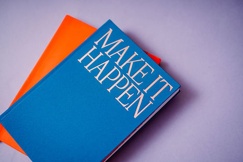 Make it happen – Detailaufnahme eines Notizbuchs aus dem Visionwork-Shooting von Jo Beck, Fotografin für Personal Branding und Coaching in Koblenz