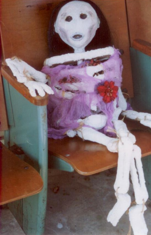 Ghost Girl_edited.jpeg 2013-9-1-19:0:43