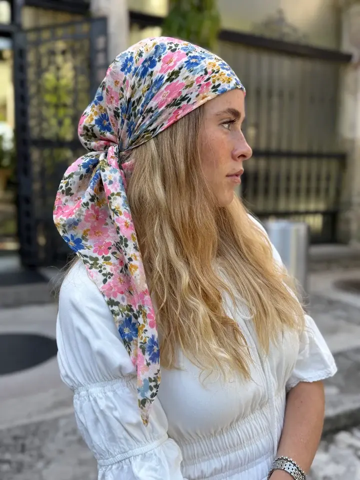 Floral Pretied Headscarf – Non-Slip Tichel