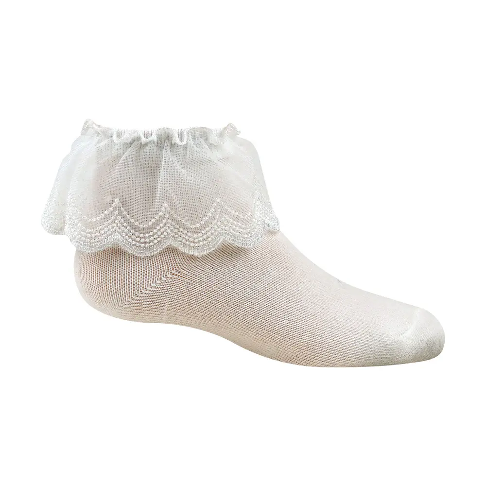 Zubii Scalloped Design Ivory Ruffle Ankle Socks