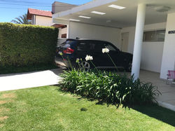 1c5e94ff-6a51-49e3-a332-def134c9bebf