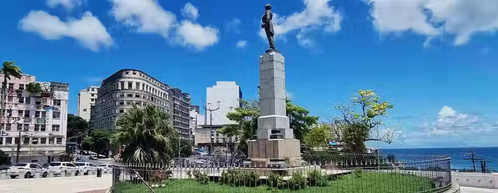Praça Castro Alves: o coração cultural de Salvador