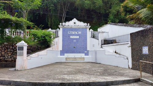 Lendária Fonte da Bica Itaparica