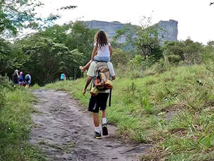 chapada diamantina com crianca