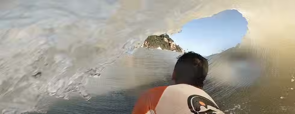 Onde surfar na Bahia? Confira as praias mais incríveis