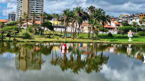 Áerea verde para piquenique no Parque de Pituaçu