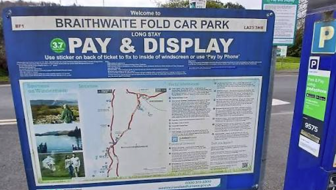 Braithwaite Fold Car Park is a premier, spacious multi-use parking facility located on Glebe Road in Bowness-on-Windermere (LA23 3HE). Operated by the Westmorland and Furness Council, it is widely regarded as one of the most accessible and accommodating locations for visitors exploring Lake Windermere, featuring roughly 400 general parking bays and zero height restrictions. The terrain consists of flat, gravel, and stone surfaces, which makes it particularly popular for larger vehicles.