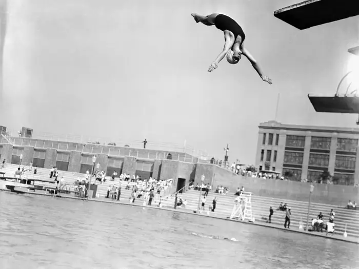 Oldest swimmer in olympics