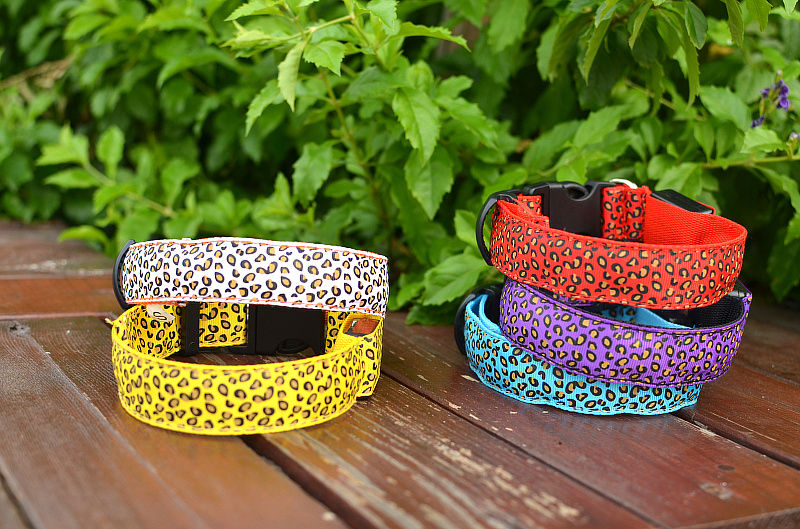 Thumbnail: LED Leopard Nylon Pet Collar ( For Dogs & Cat).