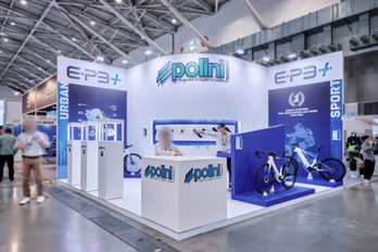 2025 台北國際自行車展 polini|E-P3+ 馬達放進白框玻璃櫃,四面都看得到。