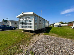 Holiday home with large bay front window