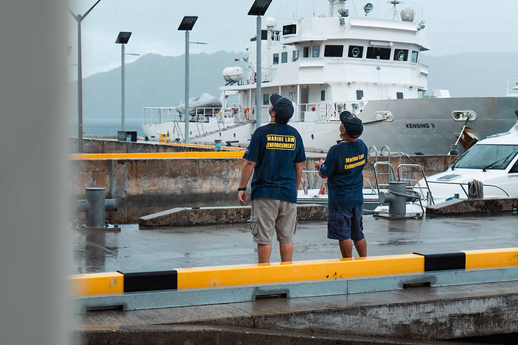 Two Maritime LEOs training on drone operations