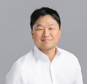 Sang Hyun Kim_edited.jpg