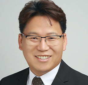 Kyungho Hwang