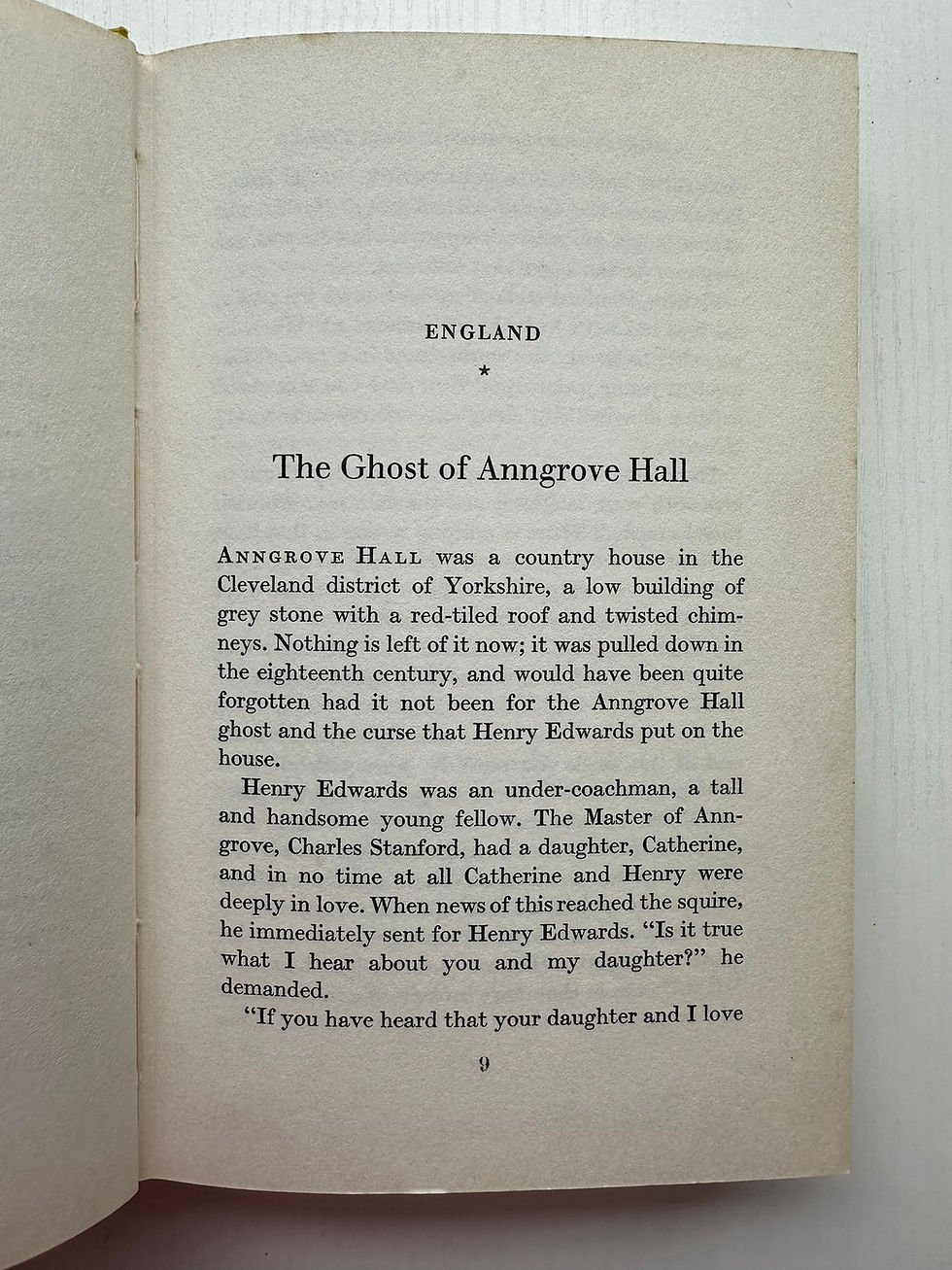 Thumbnail: Ghost Stories Round the World by Geoffrey Palmer and Noel Lloyd