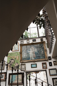 escalier pink mamma paris