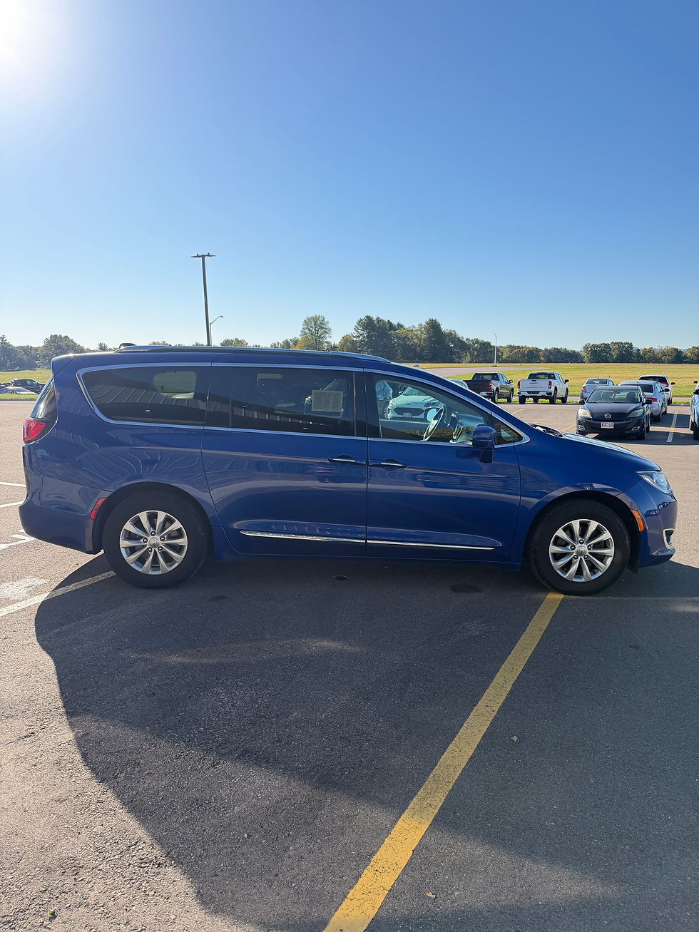 Thumbnail: 2019 Chrysler Pacifica Touring L