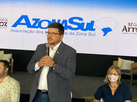 DOUGLAS SILVEIRA ASSUME A AZONASUL.