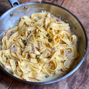 Tagliatelle con Salsa de Atún y Limón
