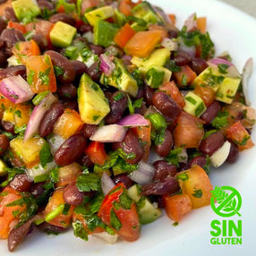Ensalada de Porotos Negros y Palta
