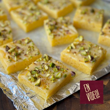 Cuadraditos de Limón, Chocolate Blanco y Pistachos